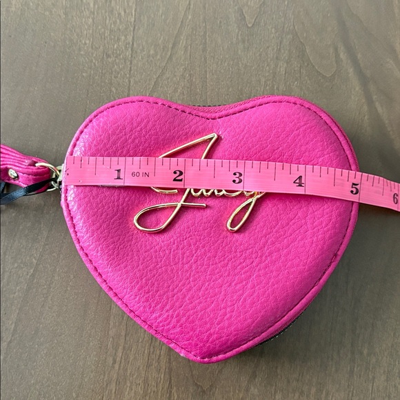 NWT Juicy Couture Vibrant Pink Heart Wristlet FIRM - Picture 8 of 12